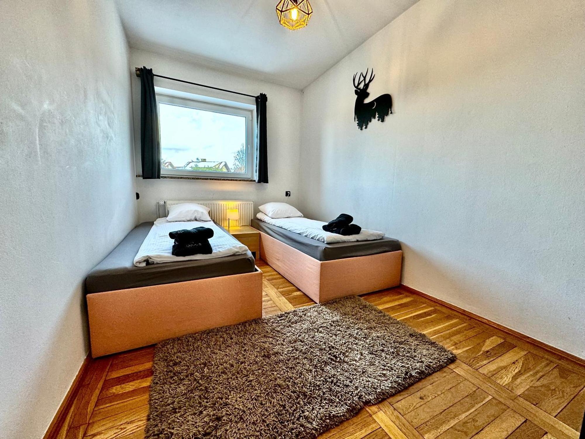Domek Monte Black Z Jacuzzi I Sauna Finska สโตรเนีย ชล็องสเกีย ภายนอก รูปภาพ