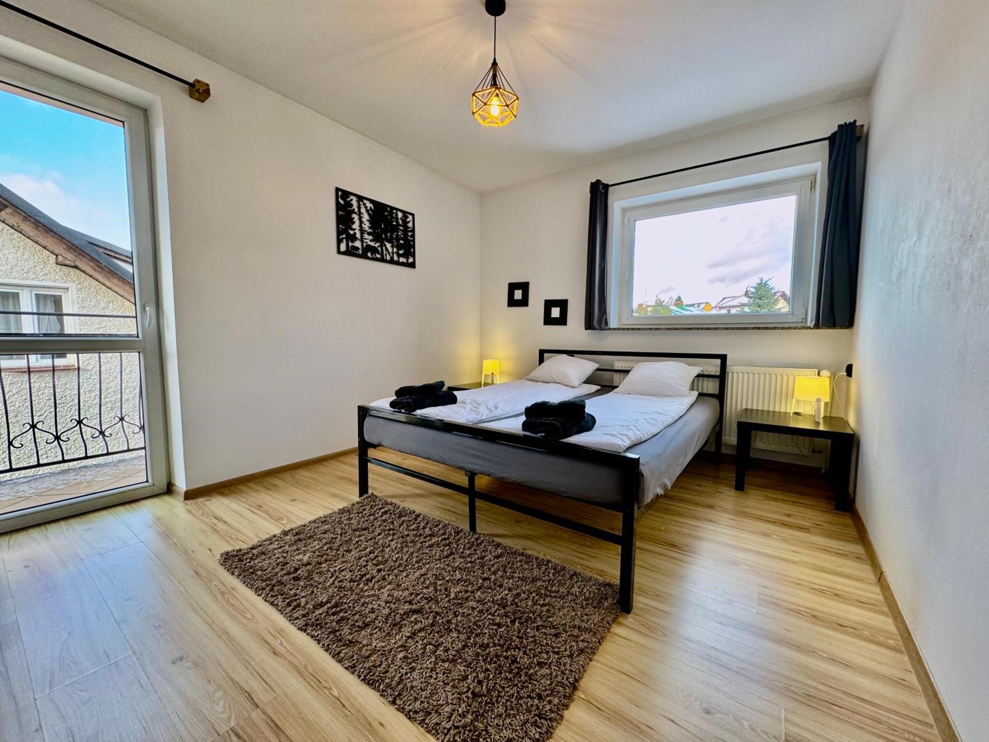 Domek Monte Black Z Jacuzzi I Sauna Finska สโตรเนีย ชล็องสเกีย ภายนอก รูปภาพ
